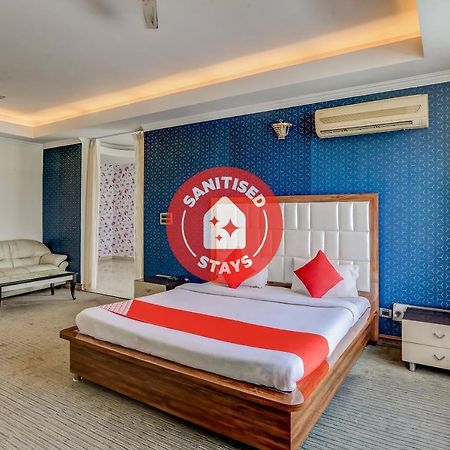 Oyo 71042 Sahara Estate Hotel Gorakhpur Zewnętrze zdjęcie