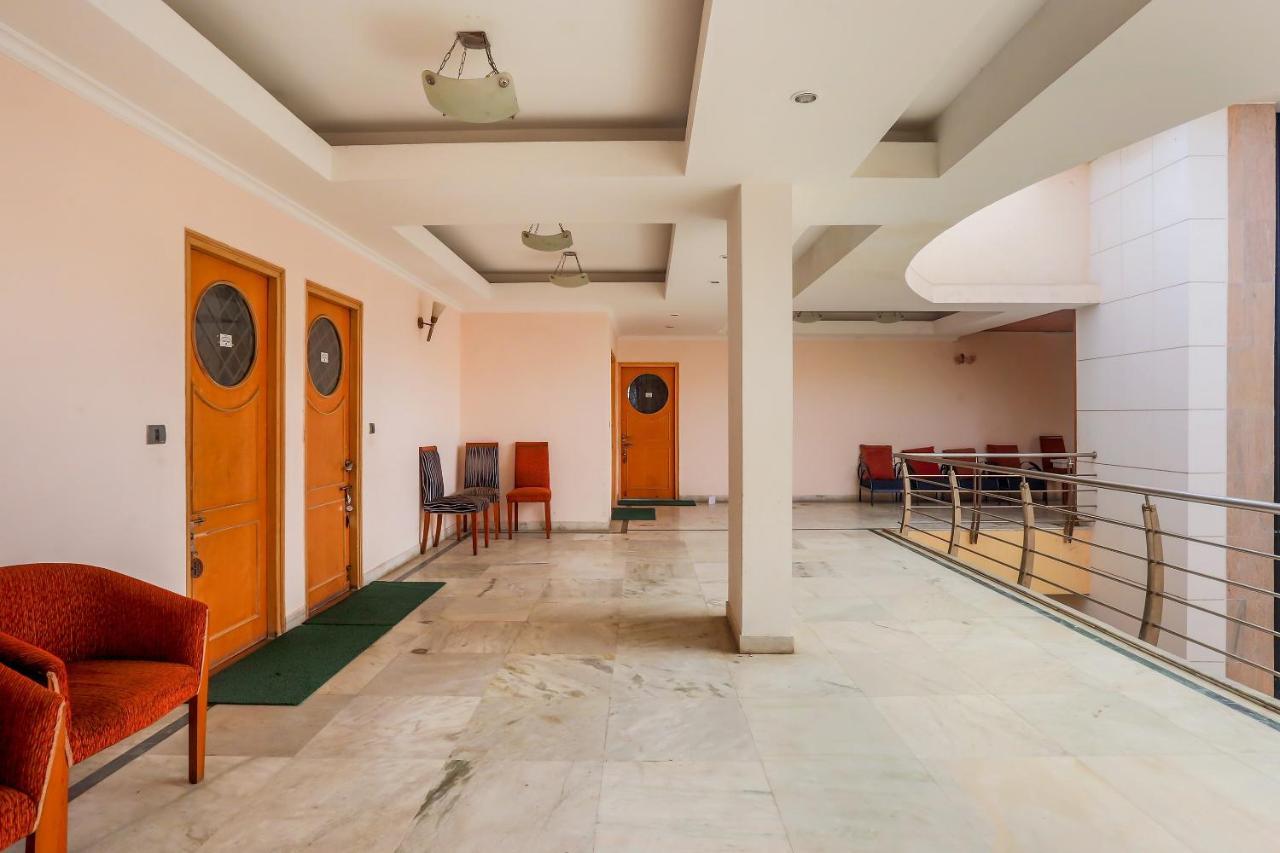 Oyo 71042 Sahara Estate Hotel Gorakhpur Zewnętrze zdjęcie